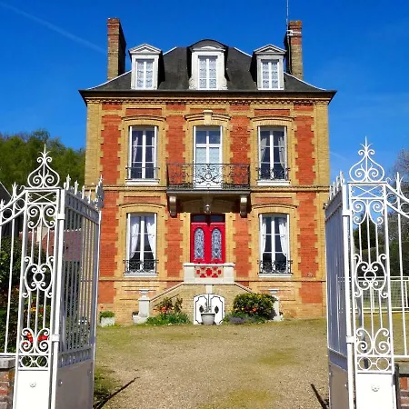 Villa L'Ajoussienne Extérieur photo
