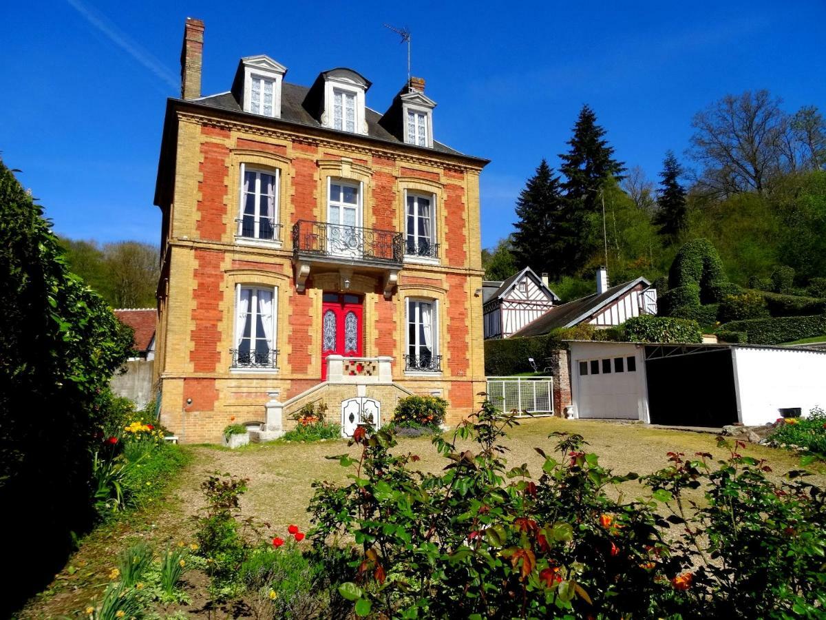 L'ajoussienne Hébergement de vacances